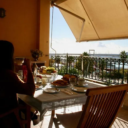 Vest House 45 아파트