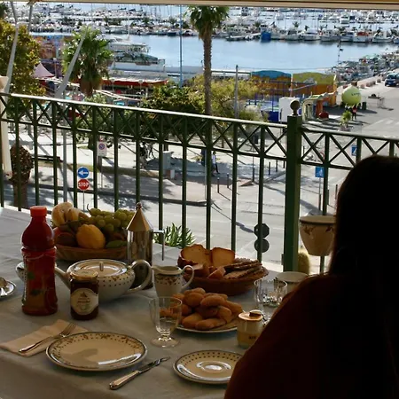 Vest House 45 아파트